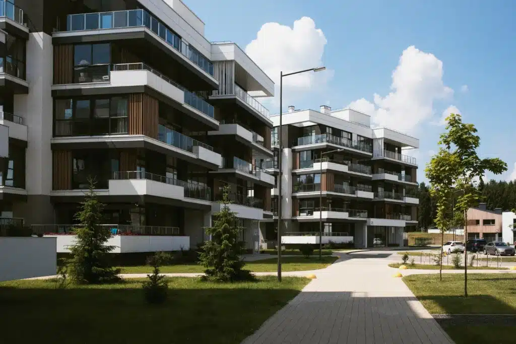 Comment Investir dans l'Immobilier avec un Petit Budget en Côte d'Ivoire